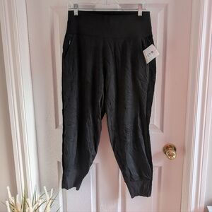 NWT Athleta Black High-Waisted Velvet Joggers